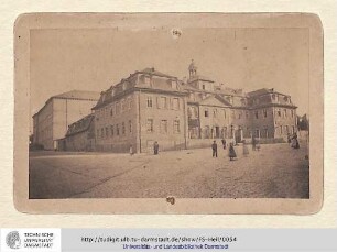 Ludwigs-Georg-Gymnasium. Altes Gymnasium [Vorher: Waisenhaus] (53).