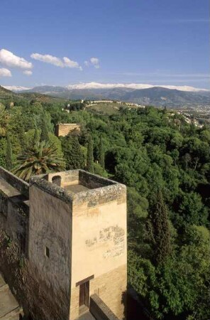 Alhambra — Festungsanlage — Alcazaba — Torre de la Pólvora