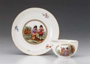 Teetasse mit zwei musizierenden Landleuten (Flöte und Dudelsack)