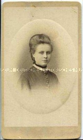 Porträt einer jungen Frau, Carte de Visite