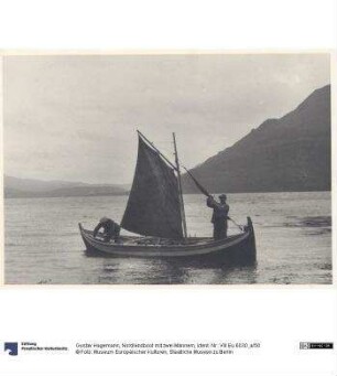Nordlandboot mit zwei Männern