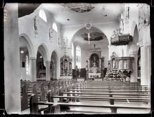 katholische Pfarrkirche innen nach Osten
