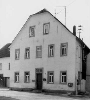 Löhnberg, Schulstraße 21