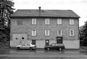 Wohnhaus (Einhaus, Fachwerk); Vöhl, Henkelstraße 24