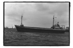 Claus (1968), Frachtschiff, Gottfried Serafin, Brake, Bau-Nr. 147