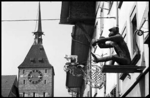 Aarau: Vordere Vorstadt mit Affe und Ochse als Aushängeschild