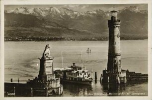 Lindau (Bodensee), Hafeneinfahrt mit Scesaplana