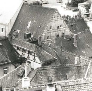 Colditz. Blick vom Turm der Stadtkirche St. Egidien zum Markt (Nr. 22)