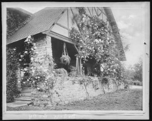 Ojai Valley. Main Building, Pierpont Cottages, Ojai Valley, Cal.