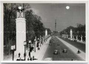 Berlin, Siegessäule, Flaggenschmuck