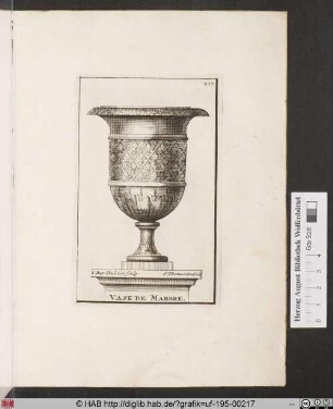 VASE DE MARBRE