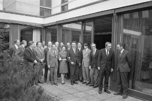 Informationsbesuch von Wissenschaftlern aus Jugoslawien beim Kernforschungszentrum Karlsruhe