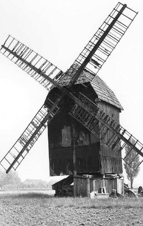 Schkeuditz-Freiroda. Berndorfsche Mühle, Bockmühle, am Ortsausgang Richtung Schkeuditz