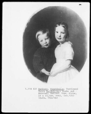 Knabe und Mädchen