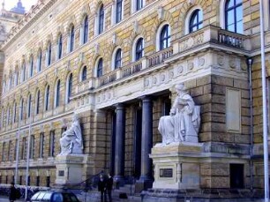 Dresden: Amtsgericht/Oberlandesgericht