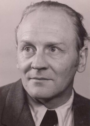 Porträt Jurij Brezan : Porträt Jurij Brezan (1916-2006; sorbischer Schriftsteller, Dichter). Fotografie 1956. Dresden: Deutsche Fotothek