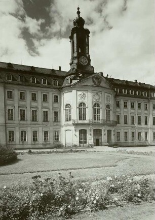 Schloss Hubertusburg, Ansicht des Hauptgebäudes, Mittelbau von Südwesten