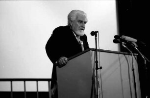 25. Jubiläumstagung 1975 Medizin: Konrad Lorenz am Rednerpult