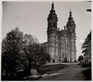 Bad Staffelstein, Basilika Vierzehnheiligen (Wallfahrtskirche), Fassade