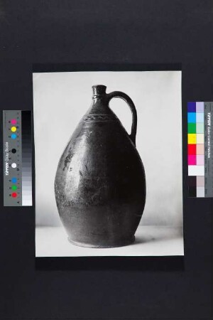 Foto: Flasche aus Steinzeug