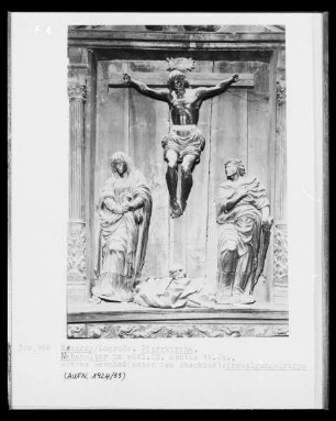 Nebenaltar, 1. Obergeschoss, Detail: Kreuzigungsgruppe