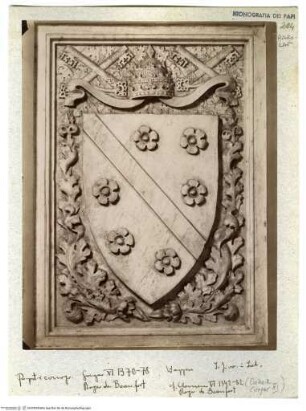 Zwei Wappen, Wappen des Gregor XI.