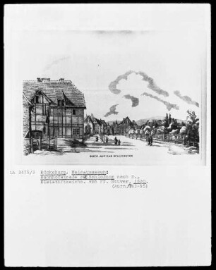 Bahnhofstraße mit Schloßtor in Bückeburg