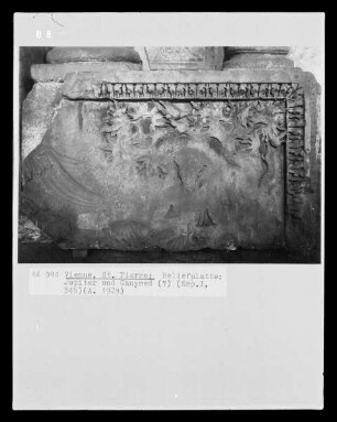Relief: Jupiter und Ganymed?