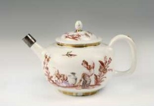 Teekanne mit Chinoiserien