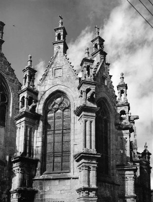 Lampaul-Guimilieau. Kirche (1501/1550). Teilansicht
