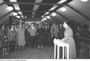 Dresden, 4. Pressefest der Sächsischen Zeitung (SZ),Ausstellung von Werken von Lea und Hans Grundig im Pressefestzelt, 17./18.August 1957