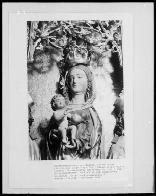Retabel, Flügelaltar, Mittelschrein, Detail: Madonna