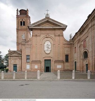 San Giorgio fuori le mura, Westfassade