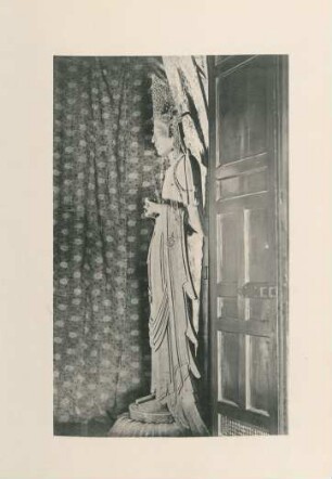 [Pl. IV. Nyoirinn Kwanon (Avalokitèsvara, sanscrit) ...]