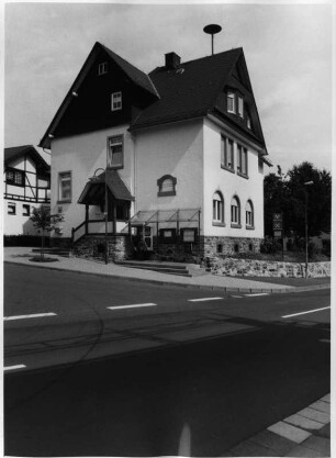 Ehemalige Bürgermeisterei; Hohenahr, Hauptstraße 2