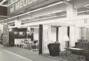 Ansicht mit Ausstellungskoje der Artikelgruppe "Stilmöbel