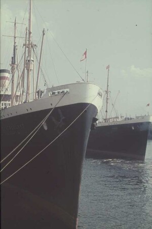 Passagierschiff "Deutschland" : Passagierschiff "Deutschland" ( 1923/1924; Blohm und Voss) der Hamburg-Amerikanische Packetfahrt-Actiengesellschaft (HAPAG)