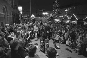 13. Karlsruher Weihnachtsmarkt (Christkindlesmarkt) auf dem Marktplatz
