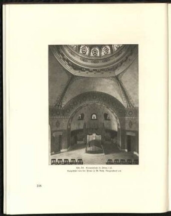 Abb. 248. Krematorium in Zittau i. S. Ausgeführt von der Firma J. W. Roth, Neugersdorf i. S.