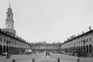 Piazza Ducale