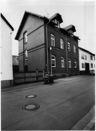 Ehemalige Zigarrenfabrik; Lahnau, Lahnstraße 14