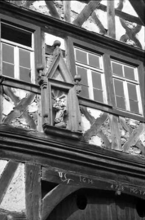 Jockgrim: Madonnenbild im Fachwerkhaus