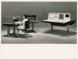 Pohlschröder Programmierter Arbeitstisch "PAT 80" von Willy Herold