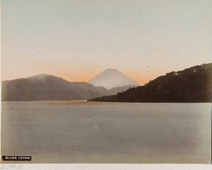 82 Lake Hakone