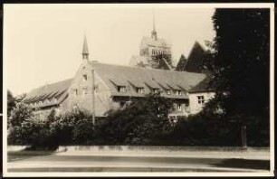Dom, Minden Wiederaufbau: Blick auf den Dom als Ruine und die Domschule von Südosten