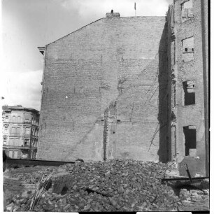 Negativ: Ruine, Zietenstraße 25, 1952