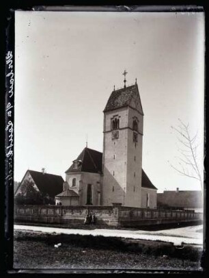 Kirche; Äusseres von Nordosten