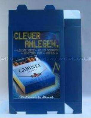 Werbeaufsteller (auseinandergefaltet) mit Werbeaufdruck für "Cabinet lights"-Zigaretten, "CLEVER ANLEGEN."