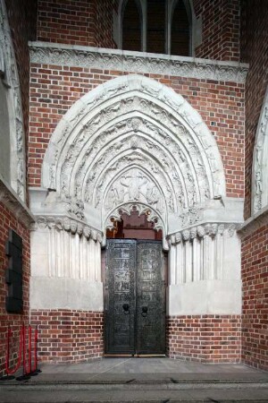 Katholische Kirche Mariä Himmelfahrt, Gnesen, Polen
