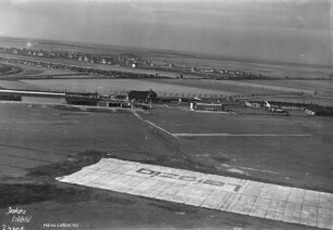 Flughafen Leipzig-Mockau : Blickrichtung Westen